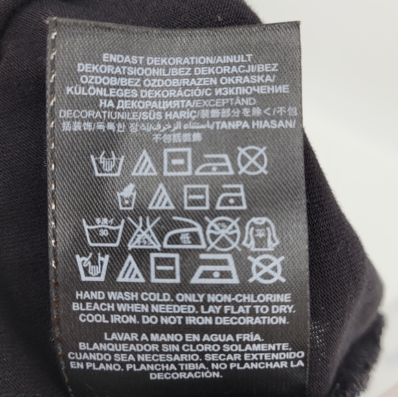 Guess Cold Shoulder Beaded Tee sz S - Picture 5 of 14